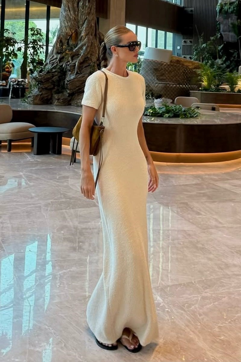 Haljina koju biste lako zaobišli Rosie Huntington Whiteley je pretvorila u modni hit