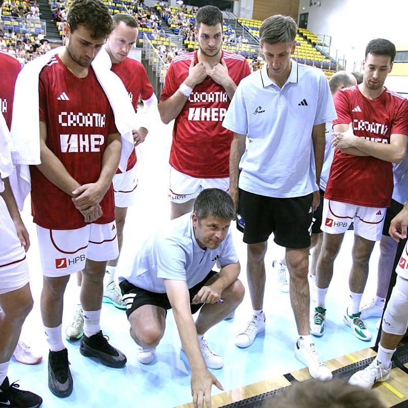 Novi izbornik hrvatskih košarkaša debitirao pobjedom u pripremnoj utakmici