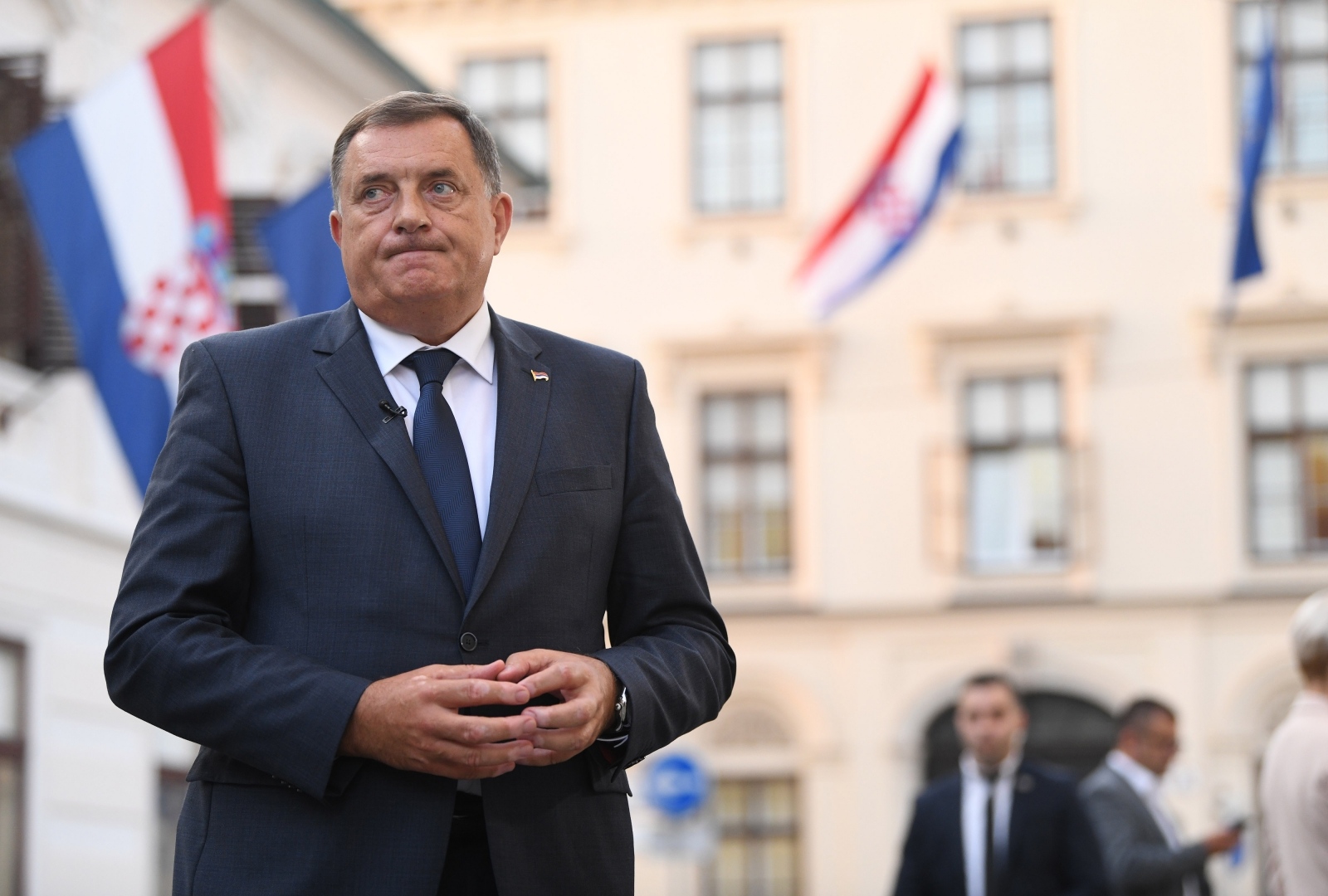 Dodik zvao Vučića i prepričao mu što je razgovarao s Plenkovićem i Milanovićem
