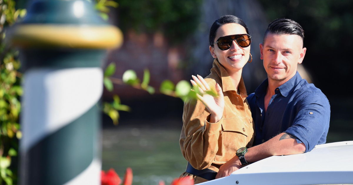 Udala se Adriana Lima (43), objavila fotografiju vjenčanog prstena