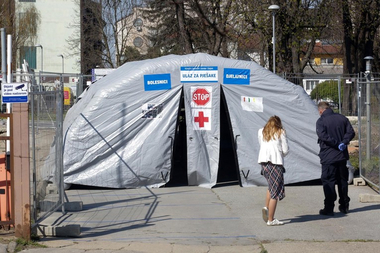 Rutinsko testiranje bolničkih djelatnika u Osijeku otkrilo 5 pozitivnih
