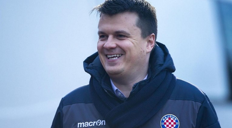 Hajduk sutra mora pobijediti. Nikoličius ga motivira Bukowskim