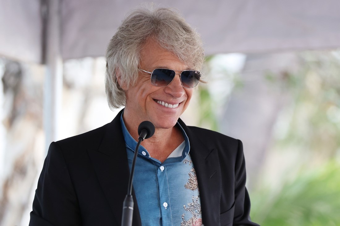 Jon Bon Jovi rekao Edu Sheeranu da je derište: "Svejedno ga volim"