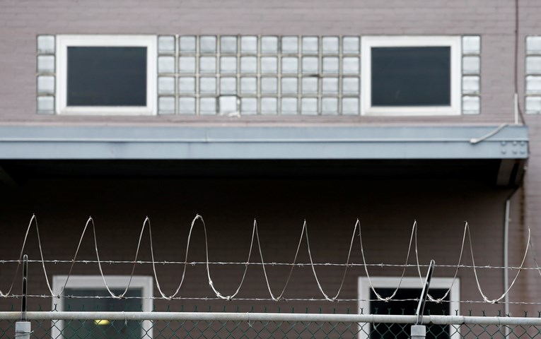 Agenti ICE-a ugušili kubanskog migranta?