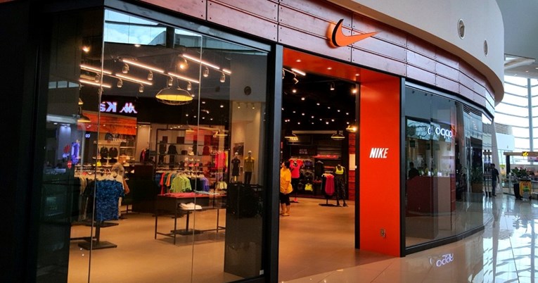 Pad prodaje i problemi s carinama: Nike uvodi promjene