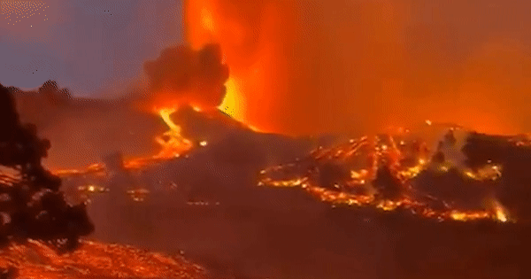 VIDEO Lava na Kanarima guta kuće i šume: "Prijeti eksplozija i oblak otrovnog plina"