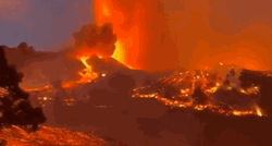 VIDEO Lava na Kanarima guta kuće i šume: "Prijeti eksplozija i oblak otrovnog plina"