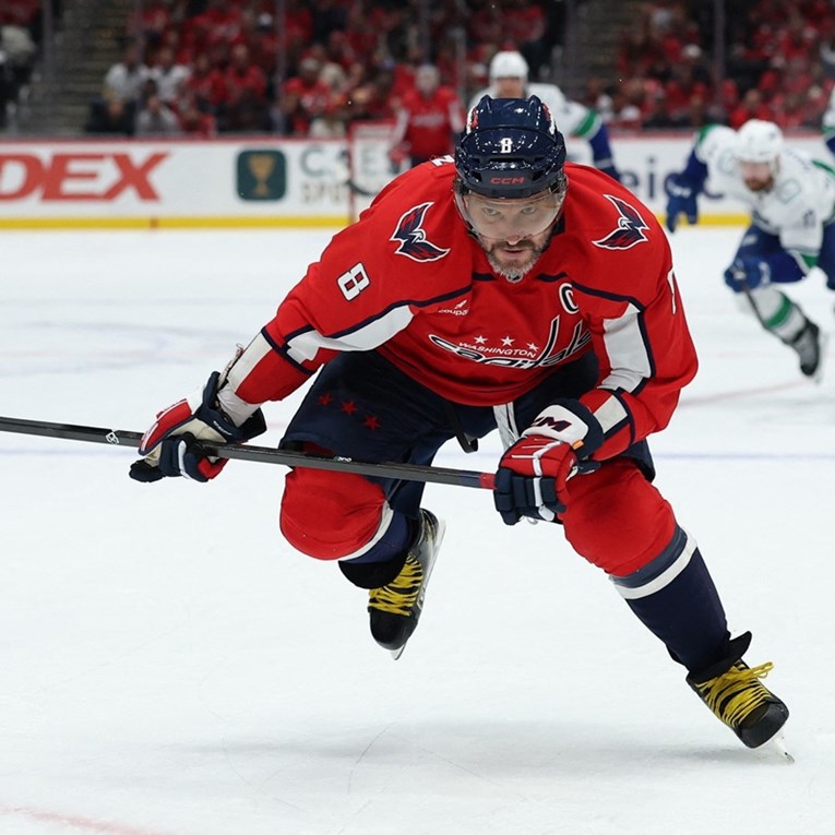 Aleksander Ovečkin na korak od 900. gola u NHL-u
