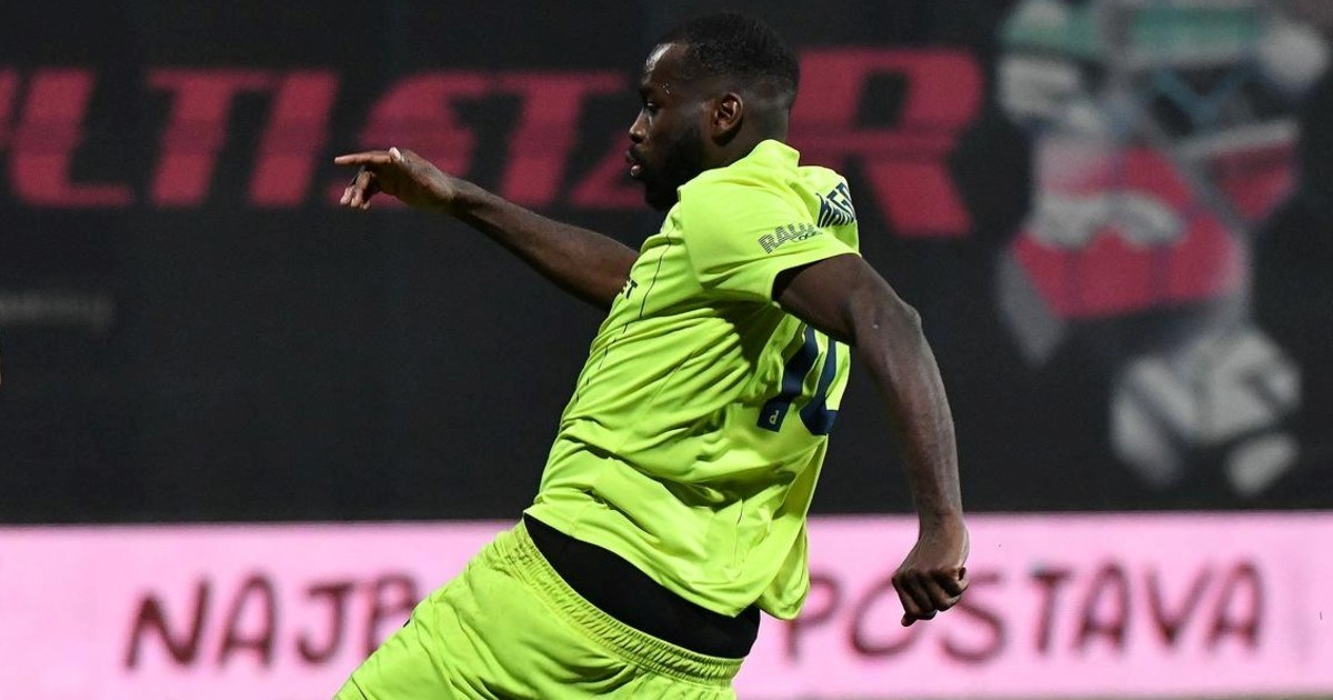 Kanga je promašio zicer. Komentator: Hlačice su mu zasmetale. Jeličić će imati posla