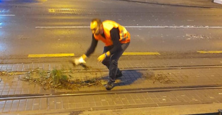 FOTO Tomašević čistio Savsku: Rođen sam ovdje, nikad ovako nešto nisam doživio
