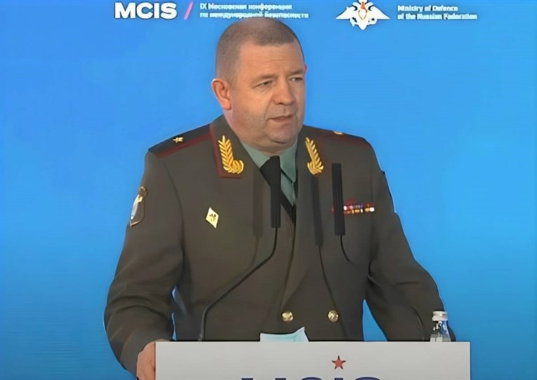 Ovo je ruski general ubijen danas auto bombom u Moskvi