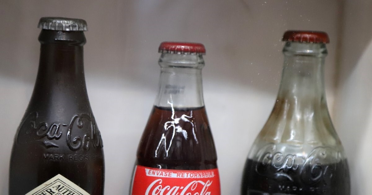 Kupio sto godina staru bocu Cole, šokirao se kad je doznao vrijednost