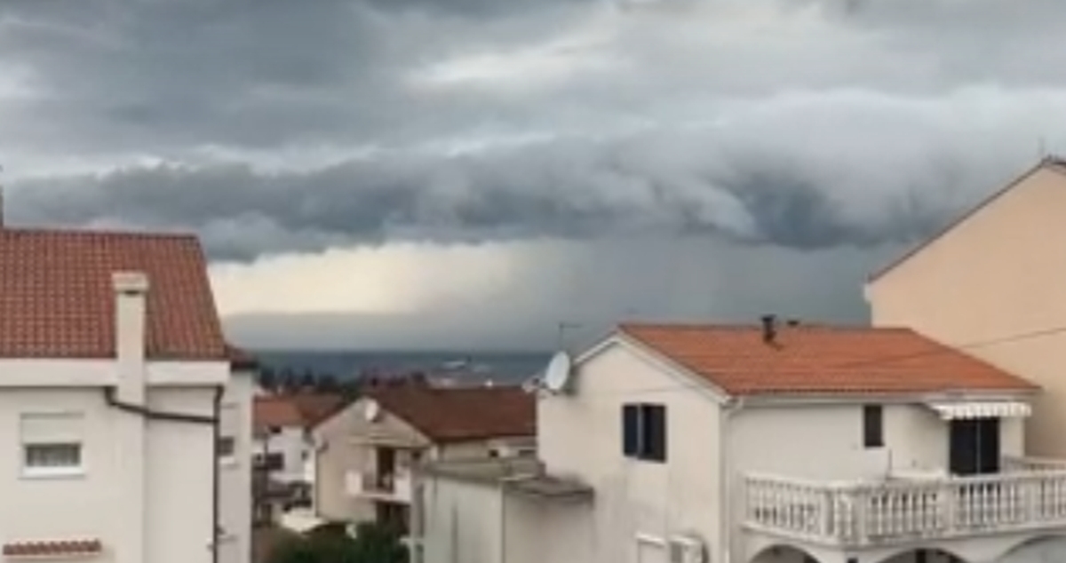 VIDEO Pogledajte timelapse dolaska oluje na Krk