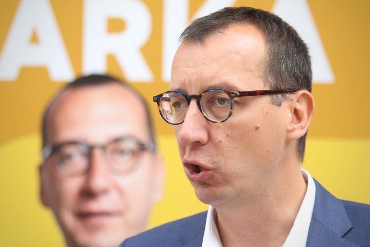 Filipović najavio "nona-servis" od 400 eura i besplatan prijevoz za umirovljenike