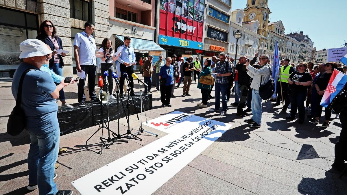 Prosvjed radnika riječkog Autotroleja. Ne žele Nepalce, traže 20 posto veću plaću