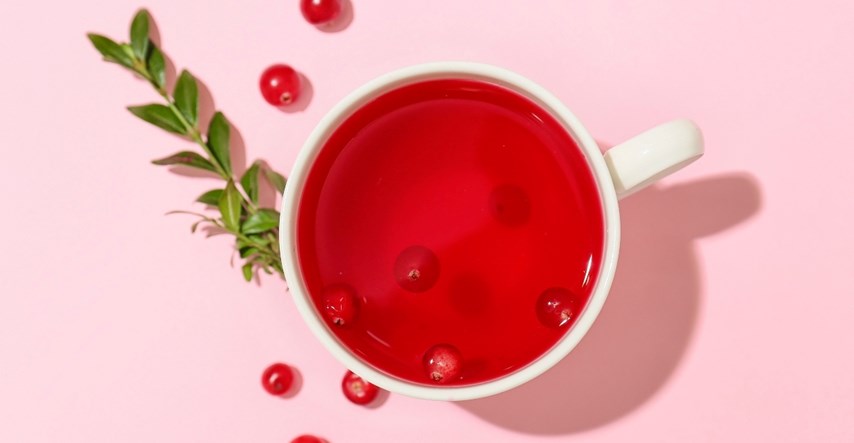 Osam razloga zašto bismo trebali piti čaj od brusnice
