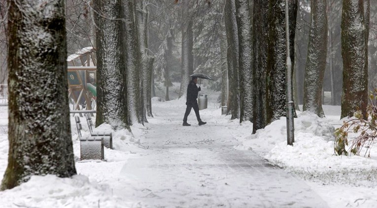 Objavljena nova prognoza. Meteorolozi najavljuju još snijega, može ga biti i na obali