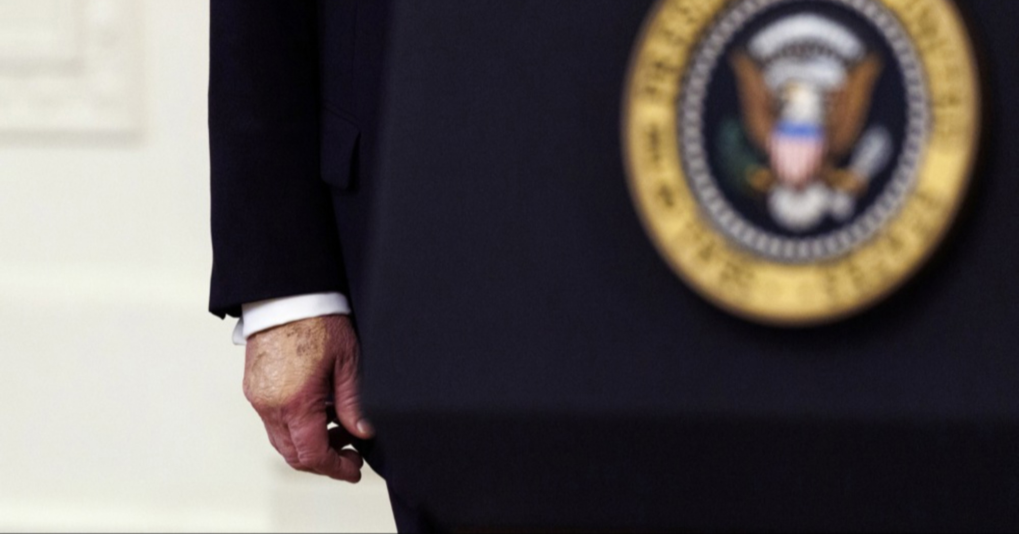 Trump tvrdi da SAD ne treba Hormuz. Analitičari: Itekako utječe na inflaciju tamo