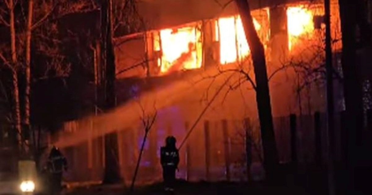 VIDEO Sinoć izbio veliki požar u Novom Sadu. "Čule su se detonacije"