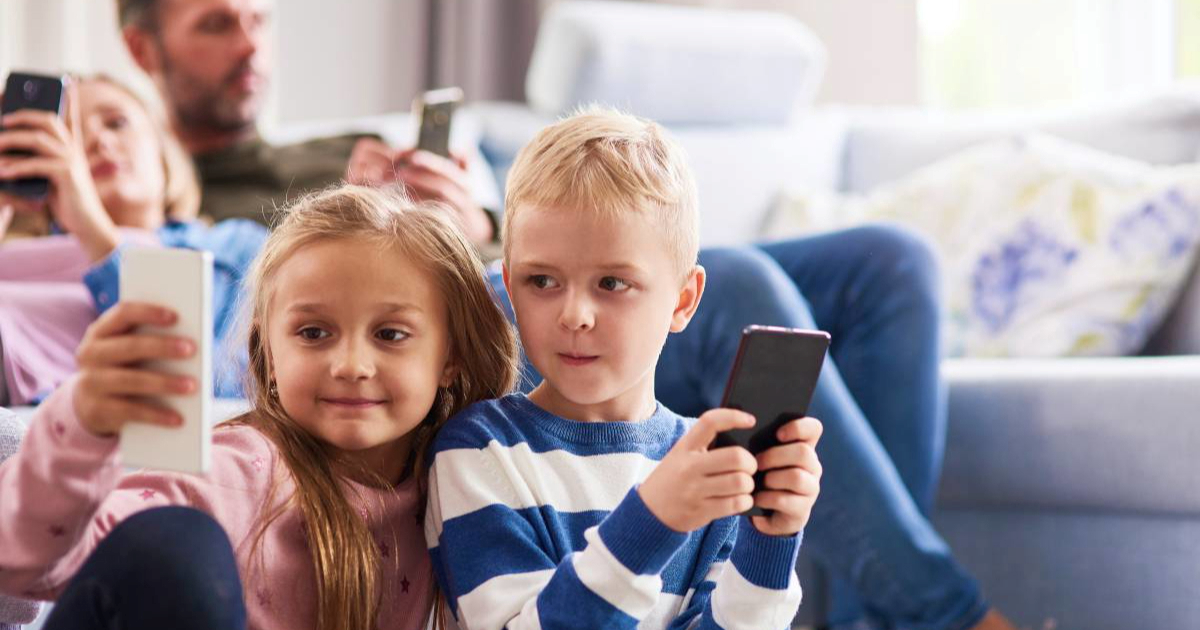 4 vještine koje su milenijalcima bile normalne, a današnjoj djeci su velik problem