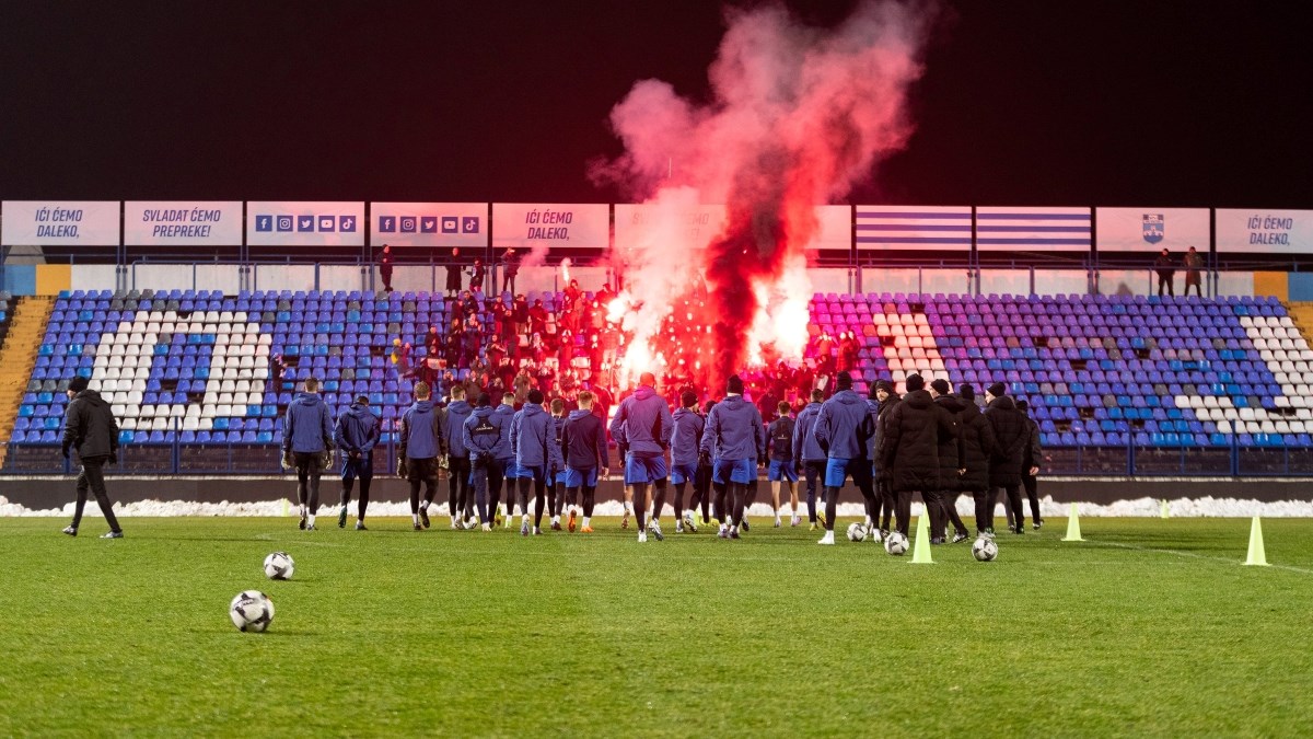 Kohorta došla na trening Osijeka dan uoči ključne utakmice sezone. Pogledajte scene