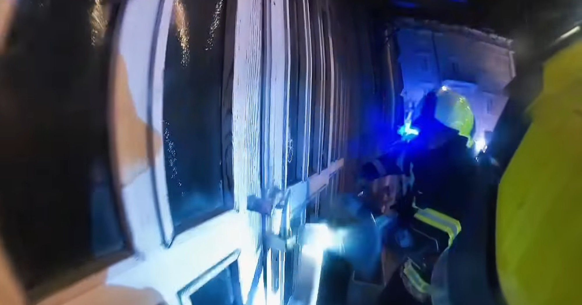 VIDEO Gorjelo je u legendarnom riječkom kazalištu koje godinama propada