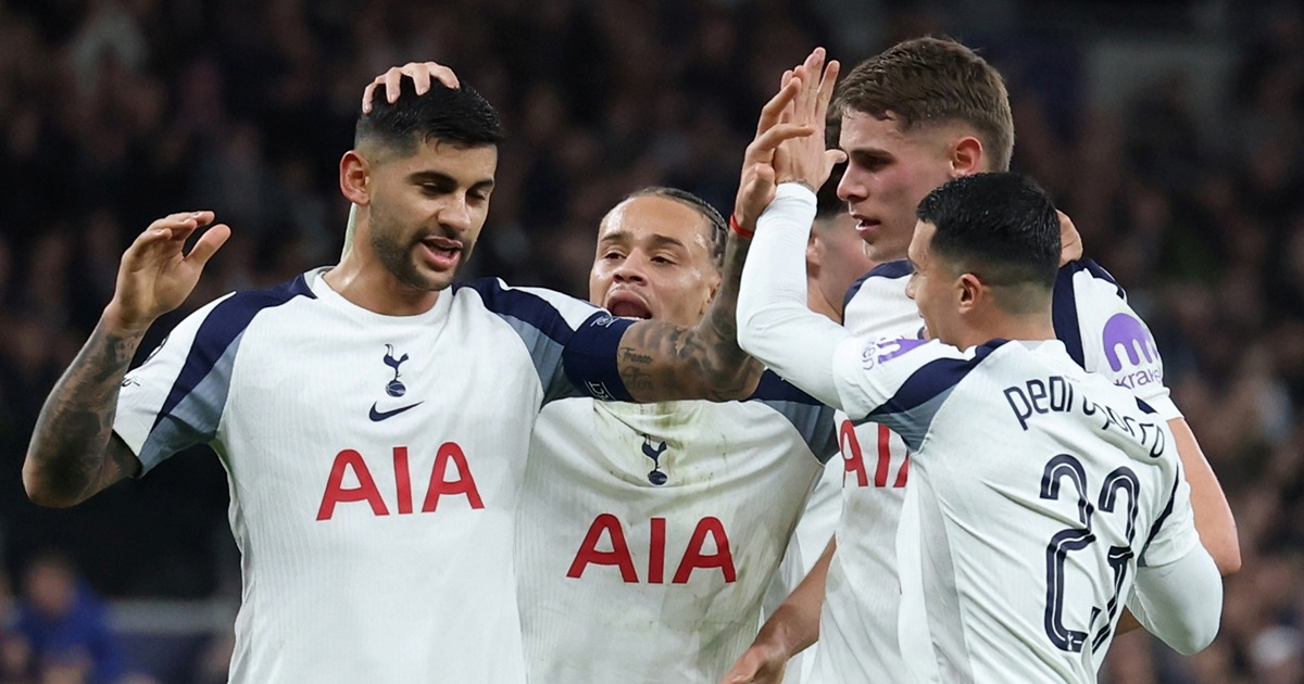 Kapetan Tottenhama: "Uprava laže". Suigrač: "Amen, samo naprijed brate". Nema kazn