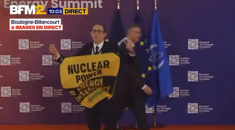 VIDEO Plenković prošao iza prosvjednika koji su prekinuli summit u Parizu