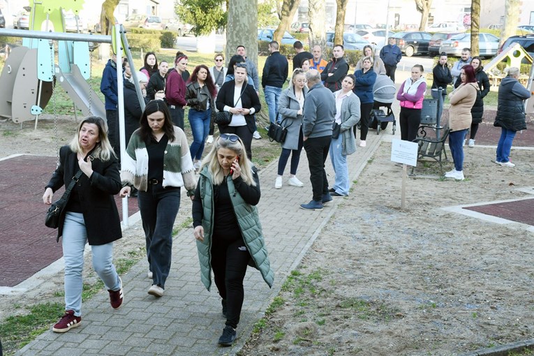 Roditelji prosvjedovali zbog vrtića u Sunji. Načelnica: Stvorila se neviđena hajka