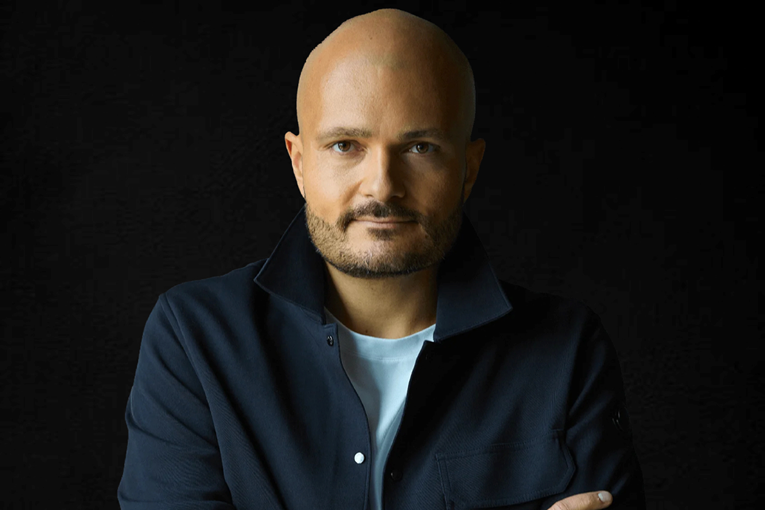 Mladi češki milijarder gradi vojni imperij. Proizvodnju ima i u Srbiji