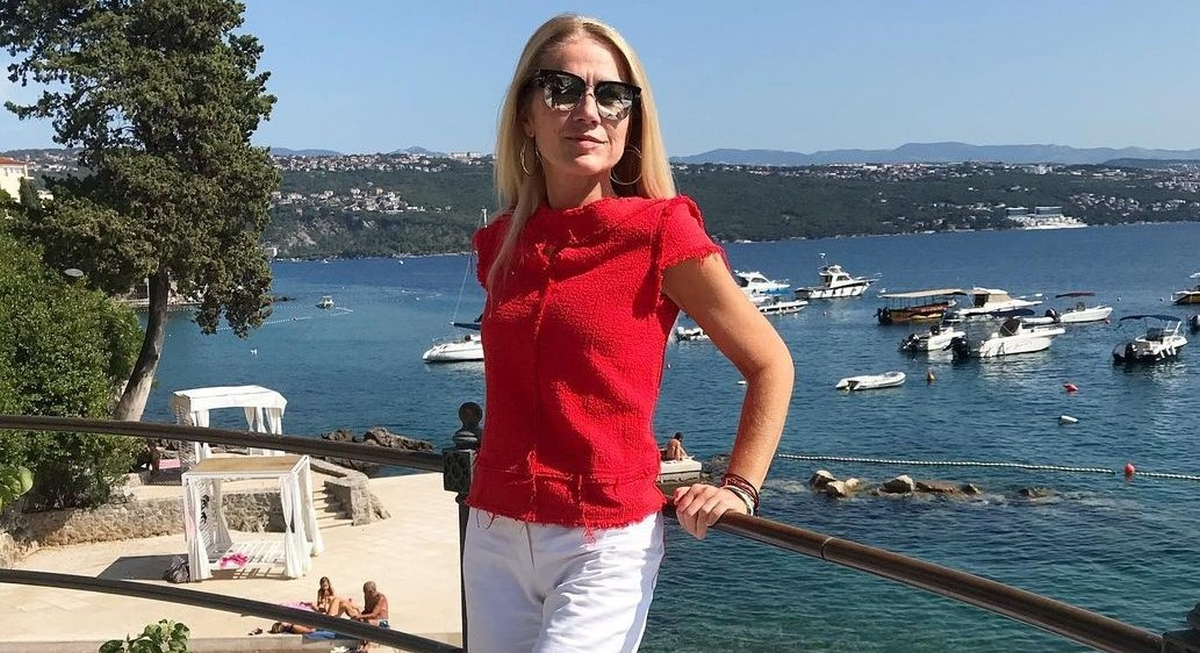 Barbara Kolar pozirala kraj Pelješkog mosta: Možda je moja poza kriva, ali most je OK