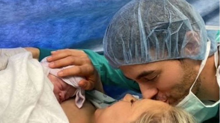 Iglesias objavio prvu fotku bebe koja je stigla u tajnosti: "Moje sunašce"
