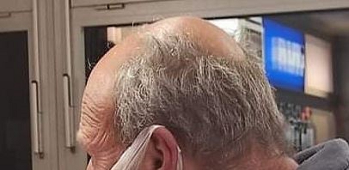 Fotka "zaštitne maske" iz Dalmacije postala hit, ali mnogima uopće nije smiješna