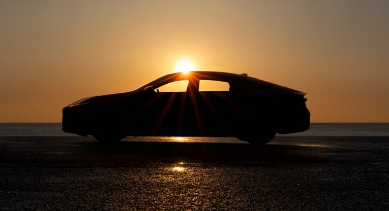 Lexus potvrdio novi model s kojim cilja na kupce A6 i E-klase