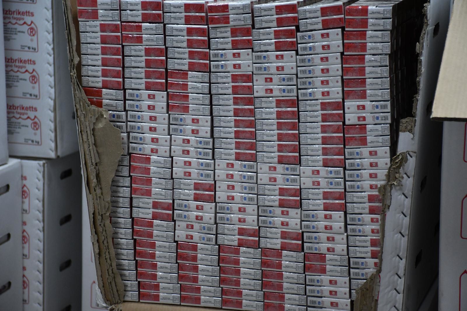 Jedna od najvećih zapljena ikada u Hrvatskoj: Na Bregani palo 14 milijuna cigareta
