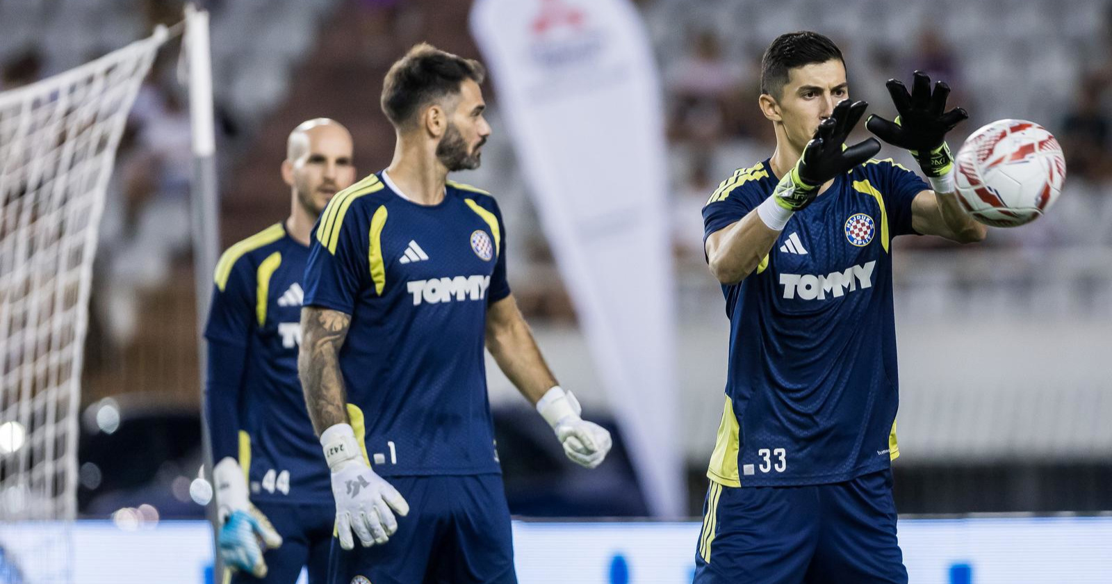 ANKETA Treba li Garcia mijenjati golmana?