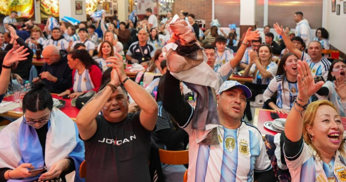 VIDEO Argentinci: Održimo minutu šutnje za Francusku koja je umrla