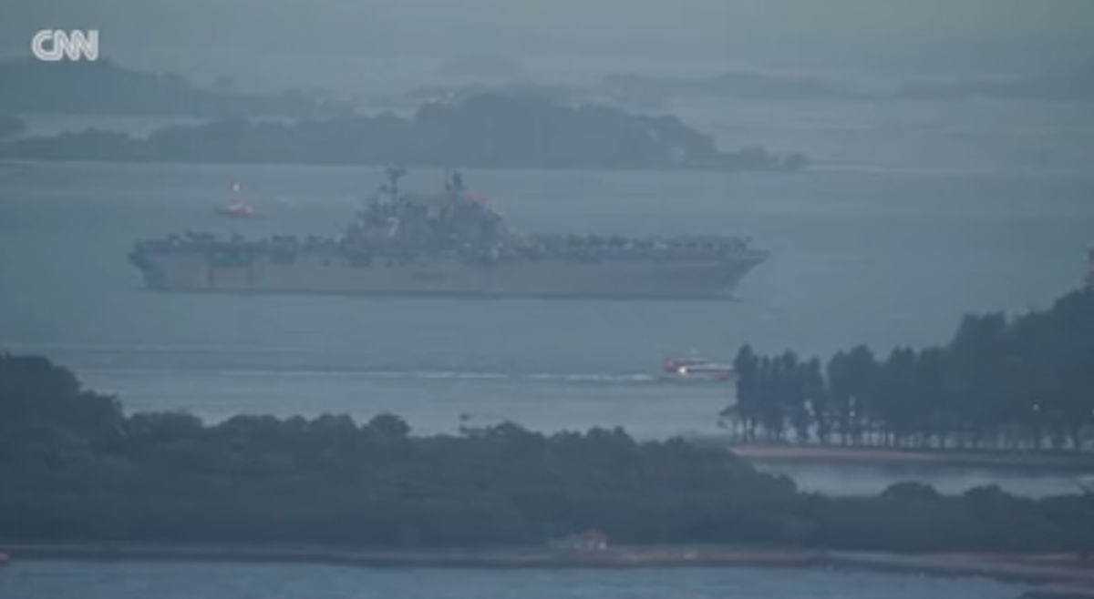 USS Tripoli plovi prema Bliskom istoku