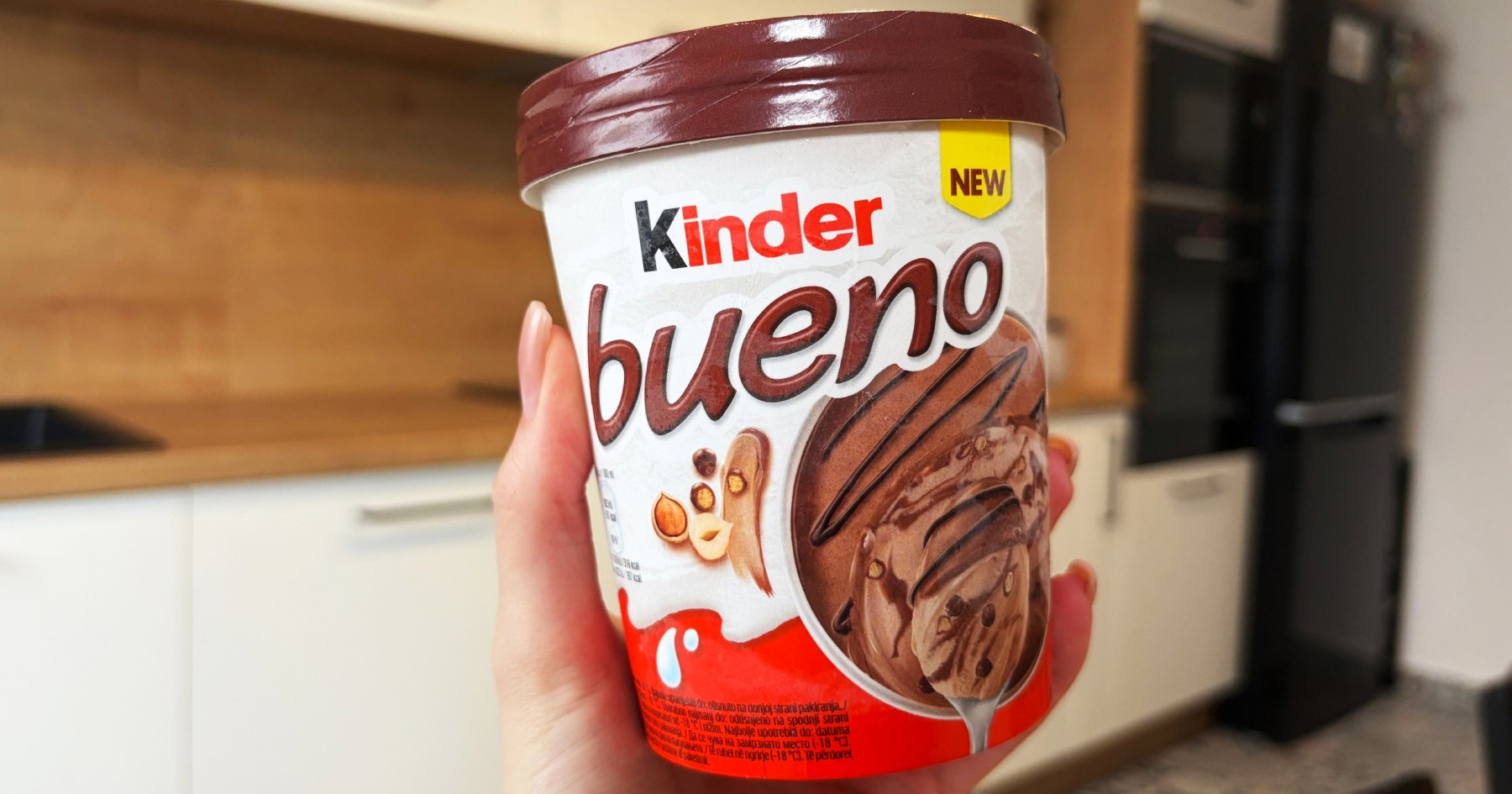 Probali smo novi Kinder Bueno sladoled u čaši, 455 ml košta gotovo 8 eura