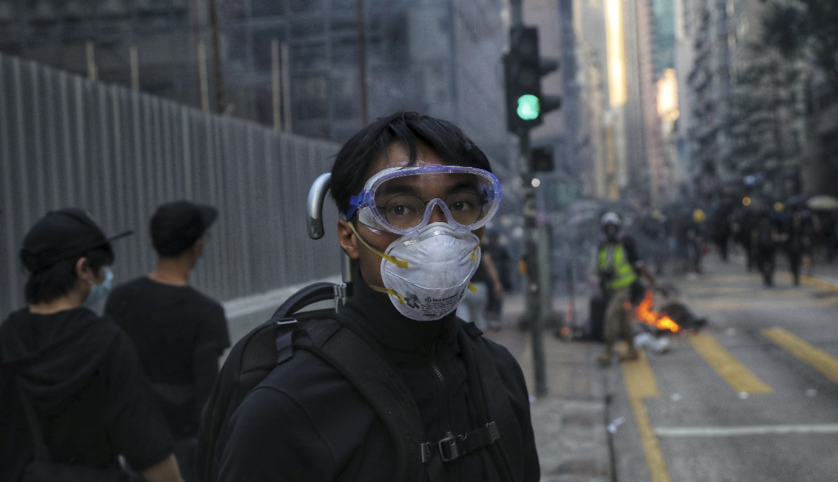 Hong Kong daje maske svim stanovnicima