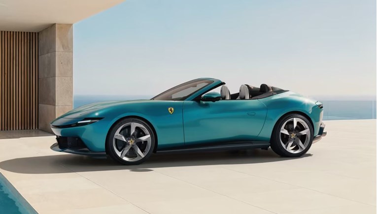 Otkriven Ferrari Amalfi Spider, bez krova uz V8 simfoniju od 640 KS