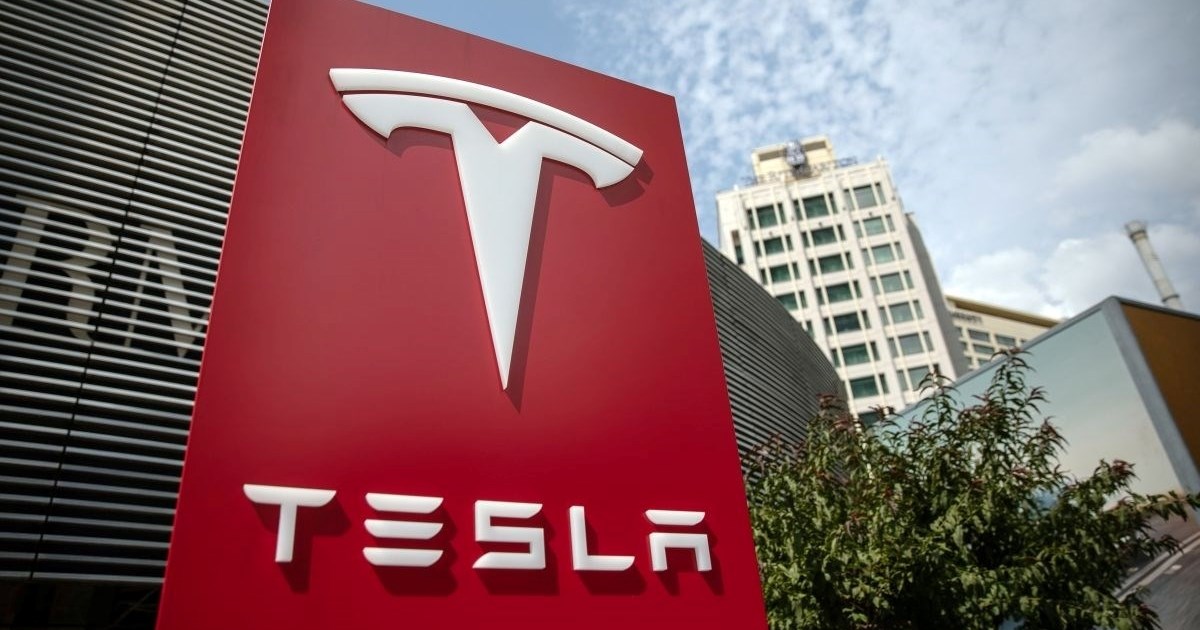 Pale cijene dionica nekoliko tehnoloških divova, Tesla među najvećim gubitnicima