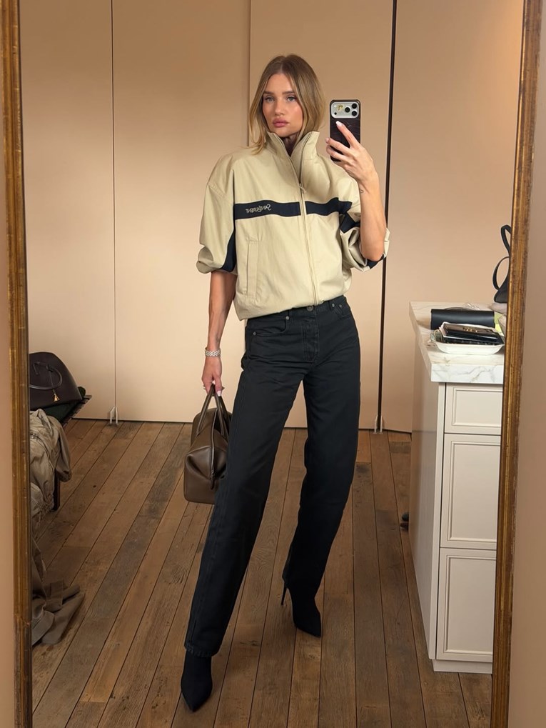Rosie Huntington-Whiteley nosi najpoželjniju torbu sezone