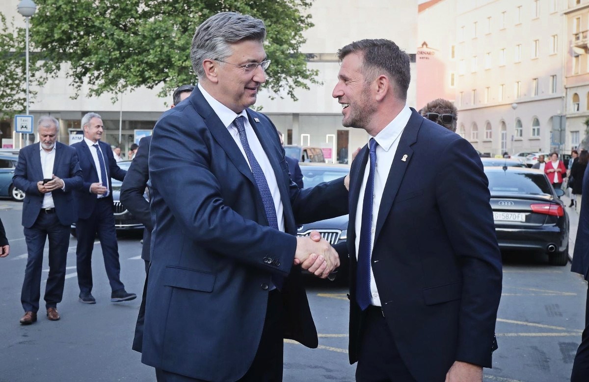 Plenković u Splitu: Šuta i Boban dokazani kandidati koji zaslužuju povjerenje građana