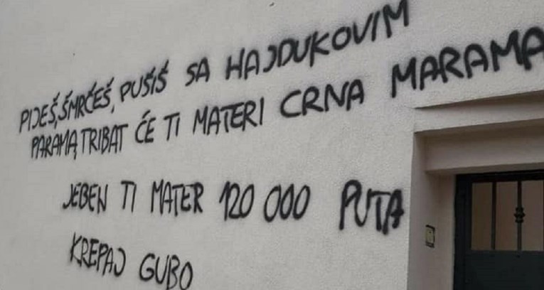 Na kući Hajdukova napadača osvanuo morbidan grafit: Tribat će ti materi crna marama