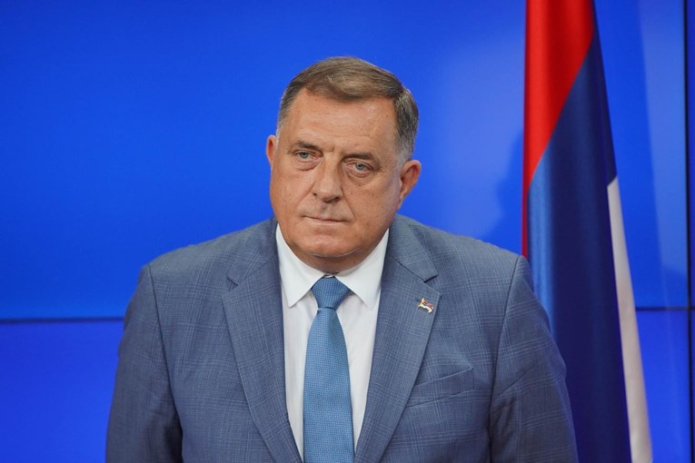 Dodik ipak neće uhititi Schmidta. Ipak, najavio da je moguć incident