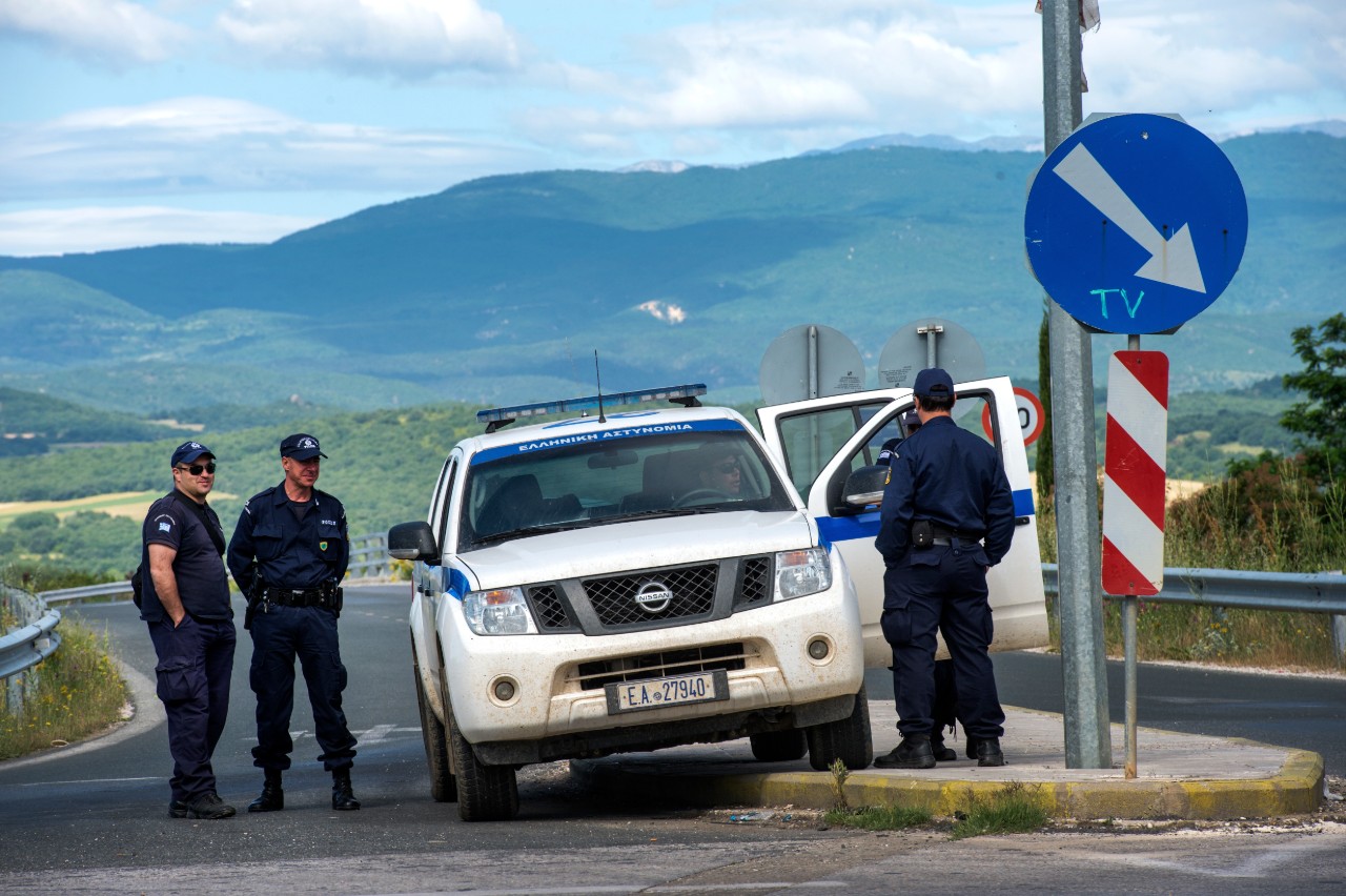Grčka zatvara granice za Srbe