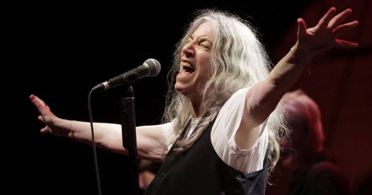 Patti Smith završila u bolnici zbog iznenadne bolesti, otkazala nastup u Italiji