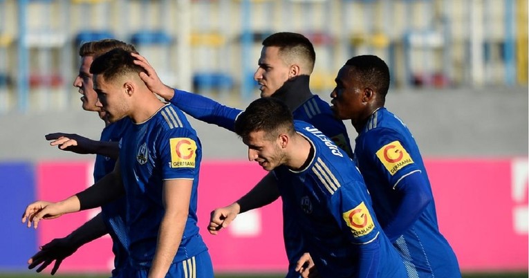 LOKOMOTIVA - SLAVEN 3:1 Dabro i Aliyu preokrenuli utakmicu u Kranjčevićevoj
