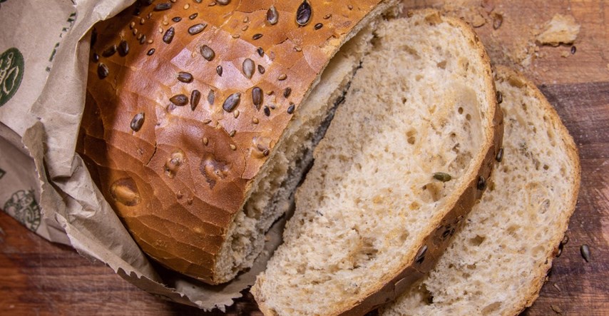 Je li crni kruh uistinu zdraviji od bijelog? Evo što kaže dijetetičarka